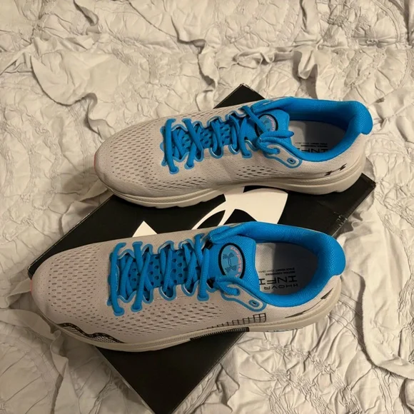 Men’s Under Armour Running Shoes Size 13 - Picture 2 of 3